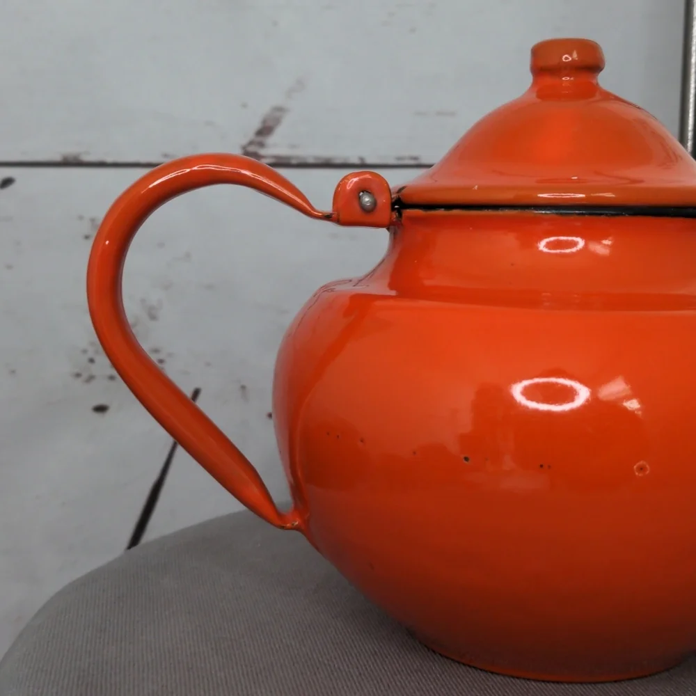 N/A orange enamel